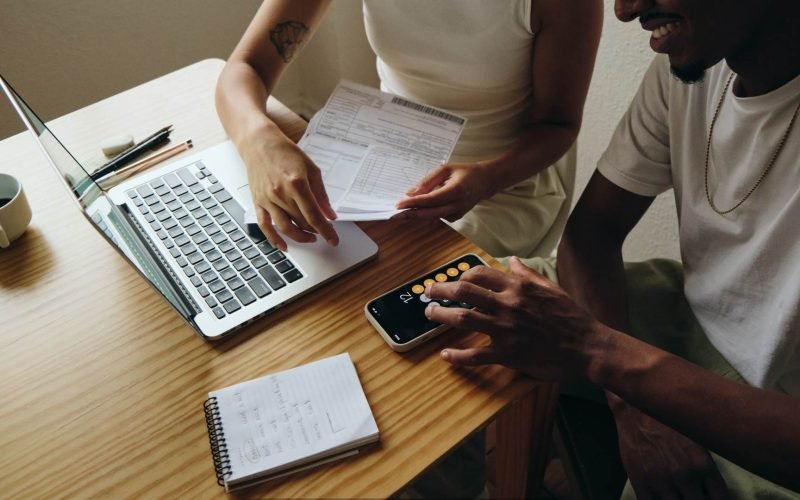 Melhores Práticas para Separar Finanças Pessoais e Empresariais na Sua ME